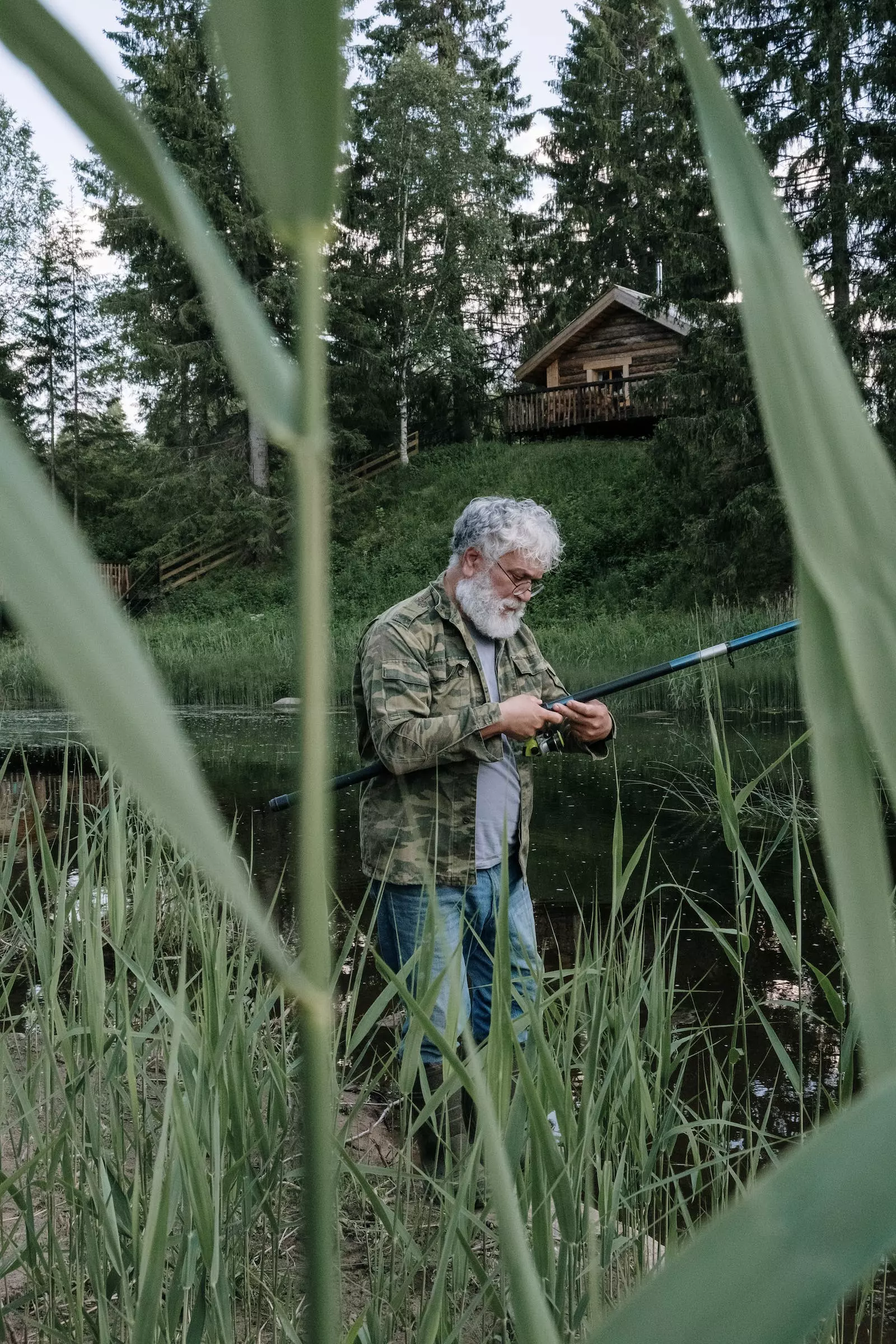 Eyes & Dumbbells Sales Store -Eyes & Dumbbells Sales Store pexels photo 4821050